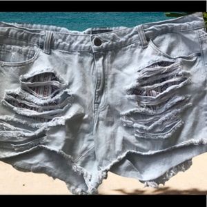 FOREVER 21 Distressed Shorts Plus Size Denim Size 20